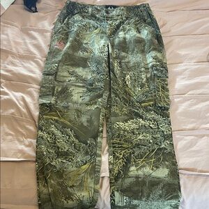 Realtree Green Camouflage Cargo Pants